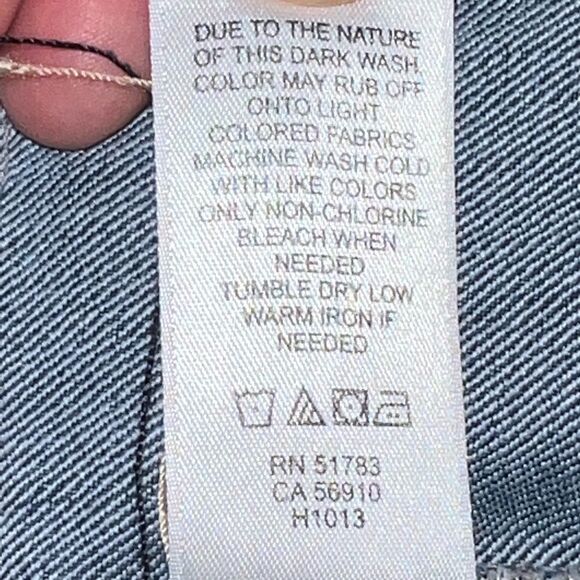 Maurice’s Wash Jean Jacket adorned with assorted patches women's medium - Picture 7 of 15